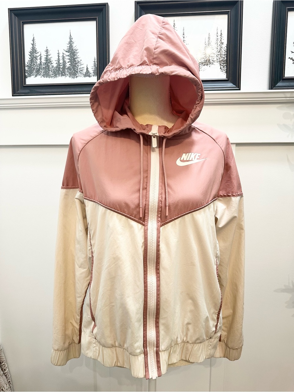 Nike Two-Tone Guava Ice Pink Cream Hooded Windbreaker Jacket Coat Colorblock Lg
